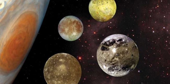 معرفی قمر و انواع قمر های زیبا سیارات